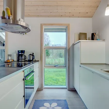 Elni - 900m From The Sea By Interhome Feriehus *