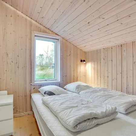 Feriehus Elni - 900m From The Sea By Interhome Hals